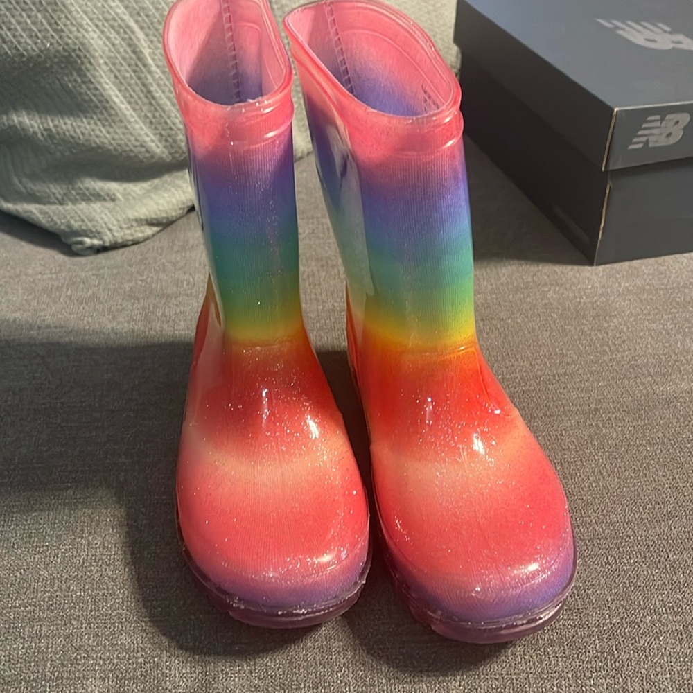 Rain boots 11C